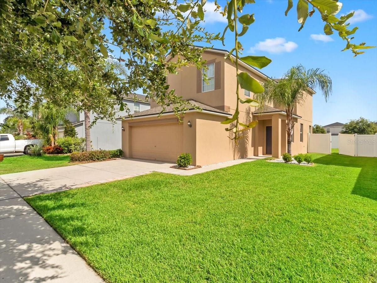 2118 SONG SPARROW COURT