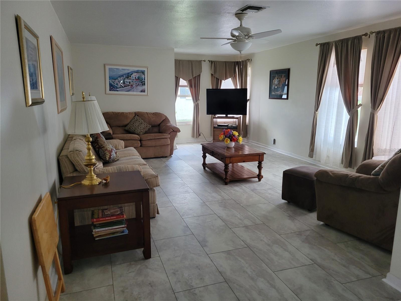 ROTONDA WEST OAKLAND HILLS - Residential Lease