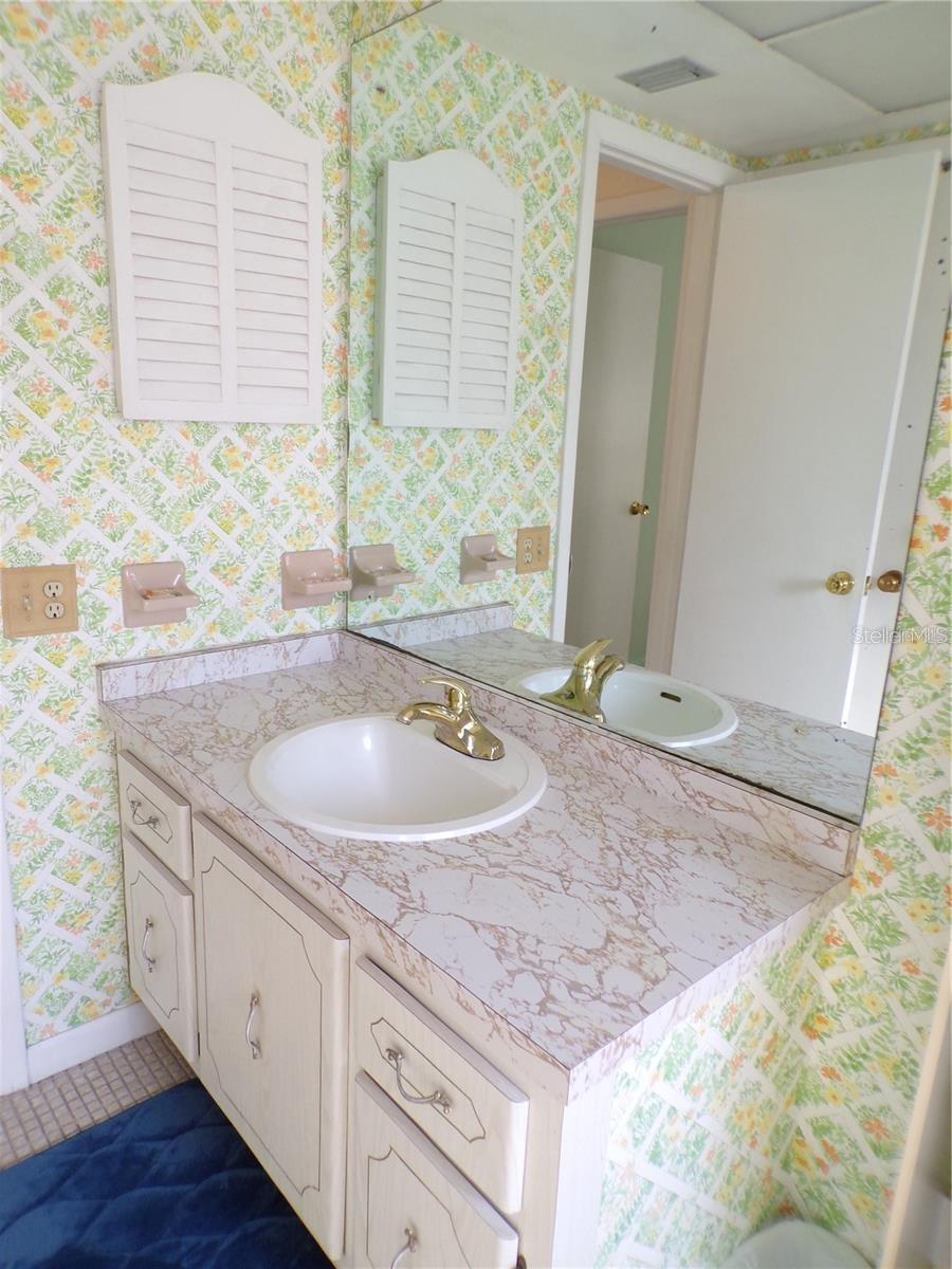 ROTONDA WEST OAKLAND HILLS - Residential Lease