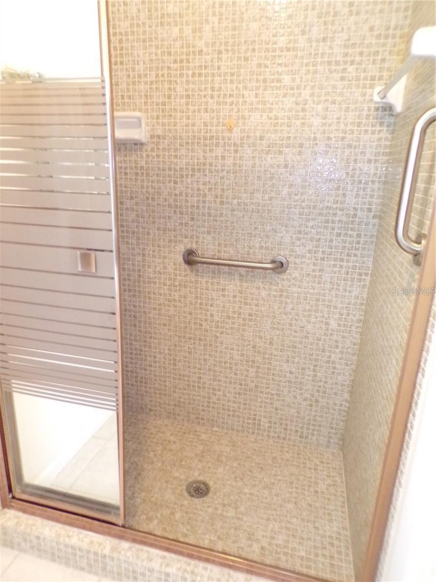 ROTONDA WEST OAKLAND HILLS - Residential Lease