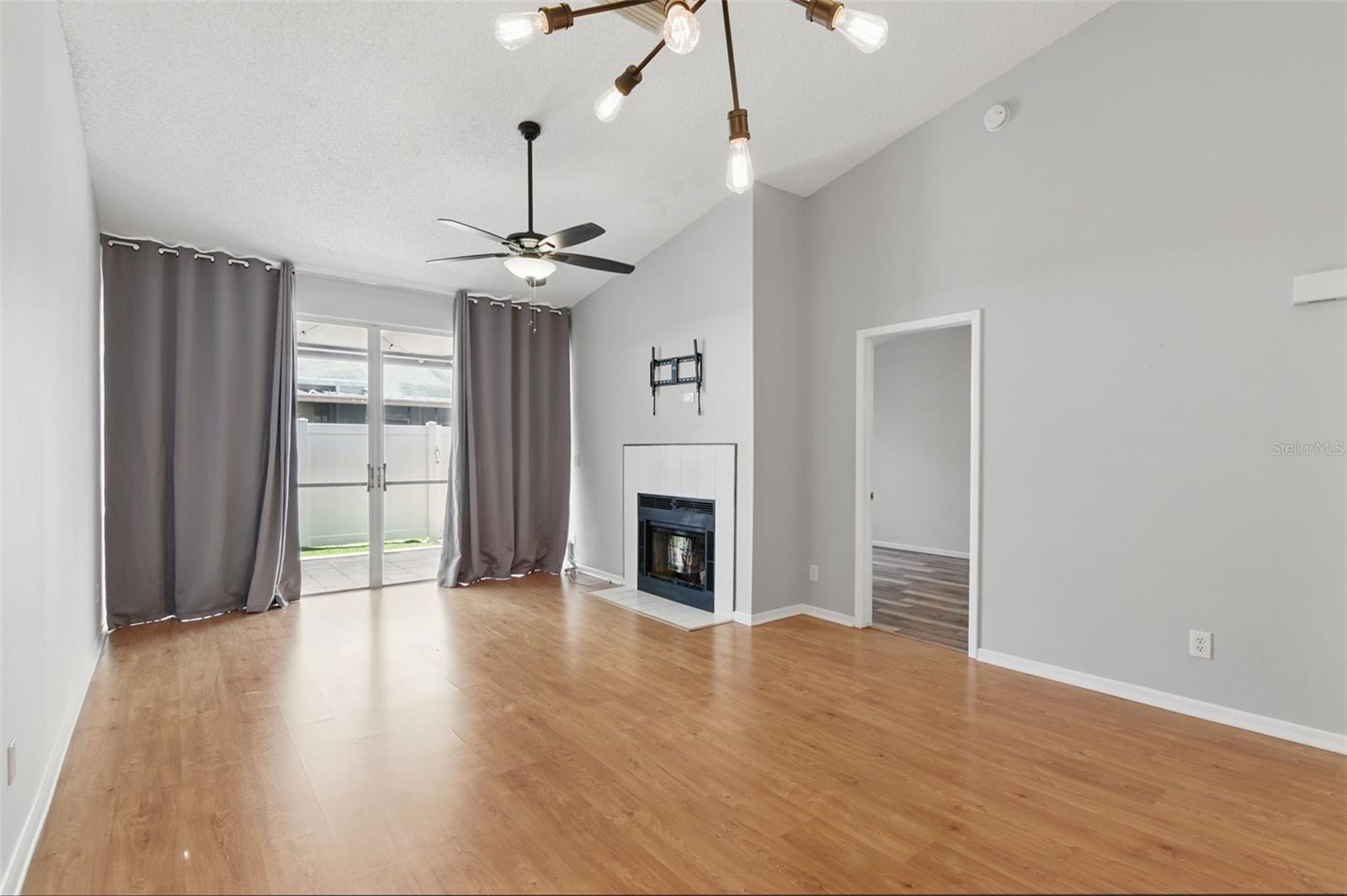16109 RAMBLING VINE DRIVE E
