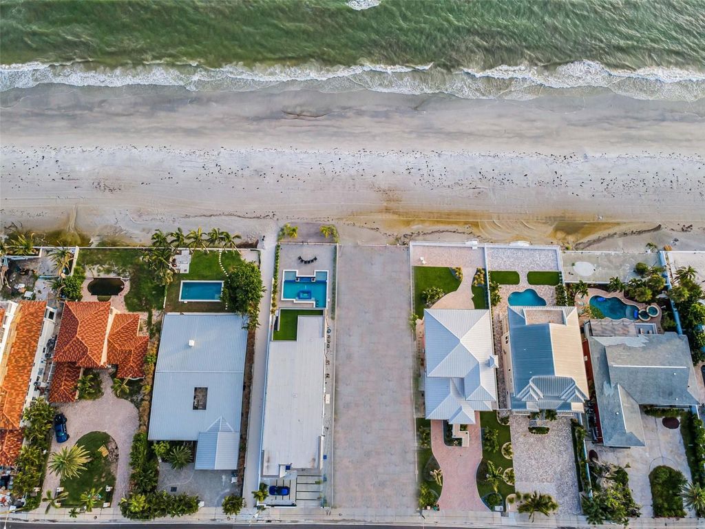 Photo of 16200 Gulf Boulevard, Redington Beach, FL 33708 (MLS # TB8421039)