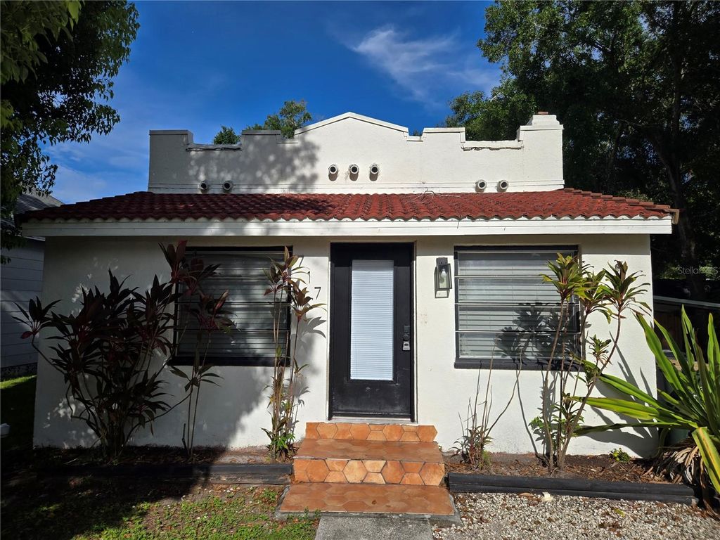 Photo of 717 Illinois Avenue, Saint Cloud, FL 34769 (MLS # S5146325)