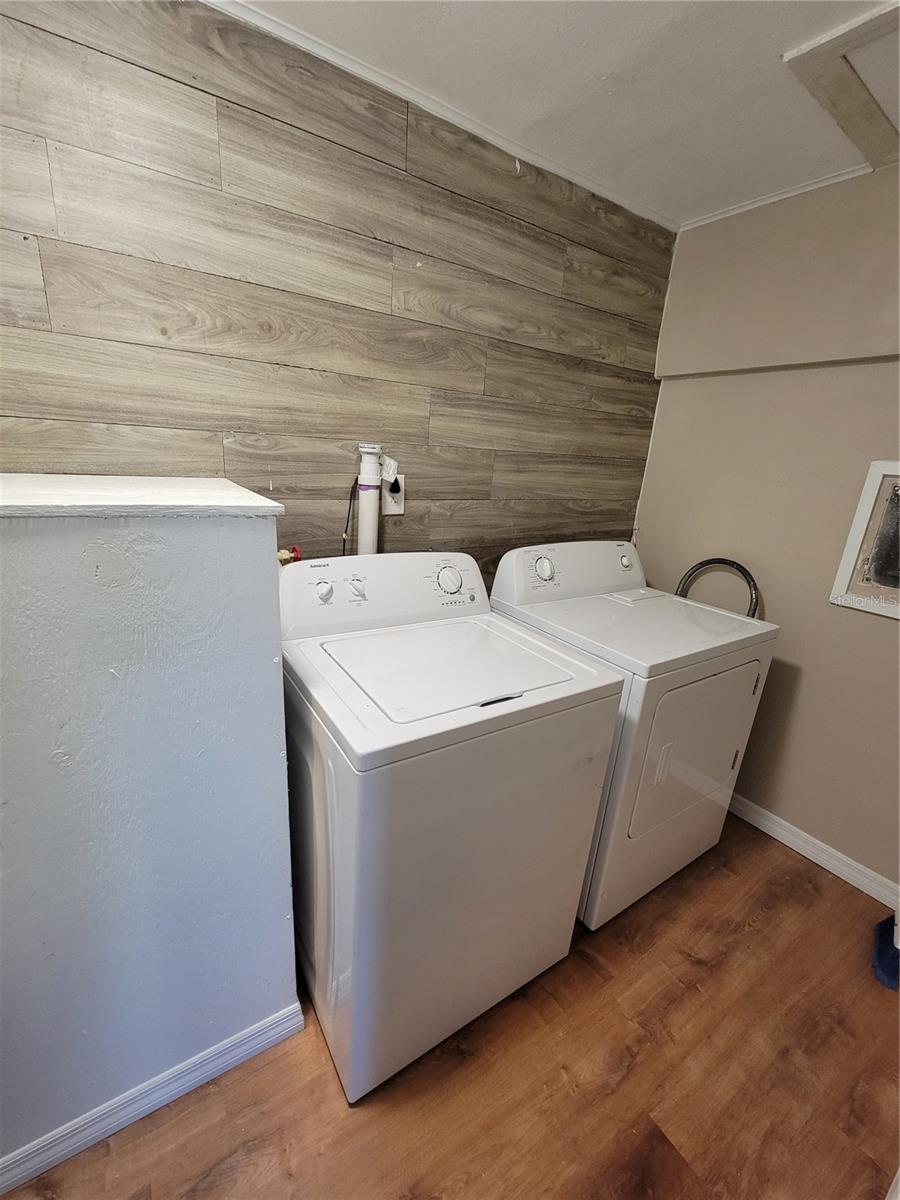 ST CLOUD 2ND TOWN OF - Residential Income