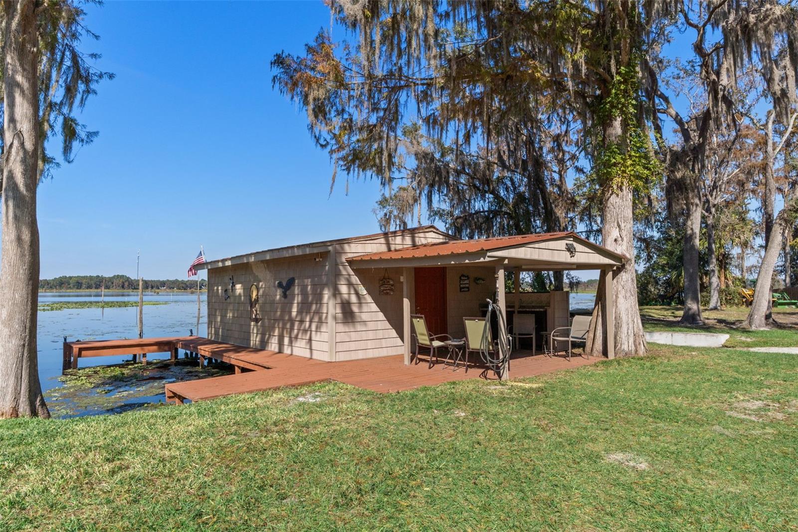 RIVER BEND - Residential