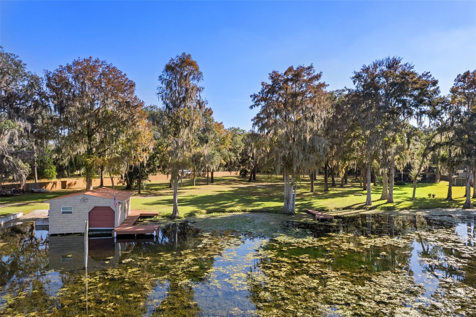 RIVER BEND - Residential