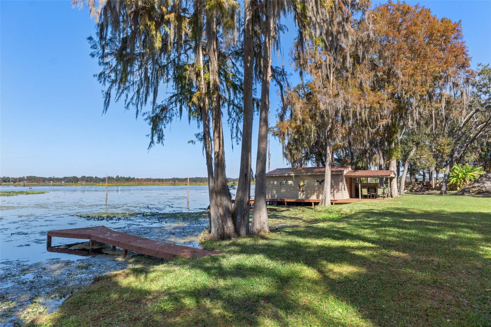 RIVER BEND - Residential