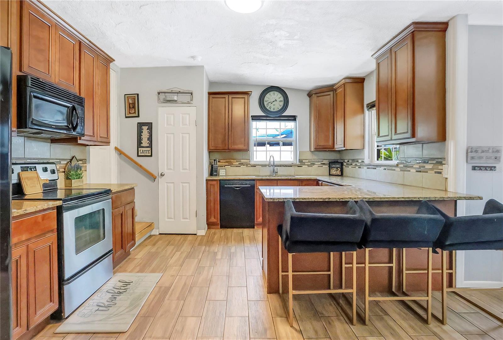 1032 PERKINS ROAD