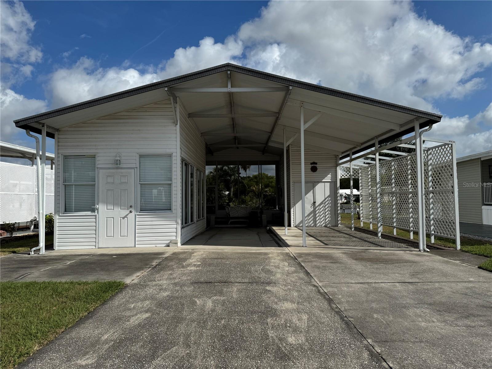AMERICAN CONDOMINIUM PARKS ZEPHYRHILLS - Land