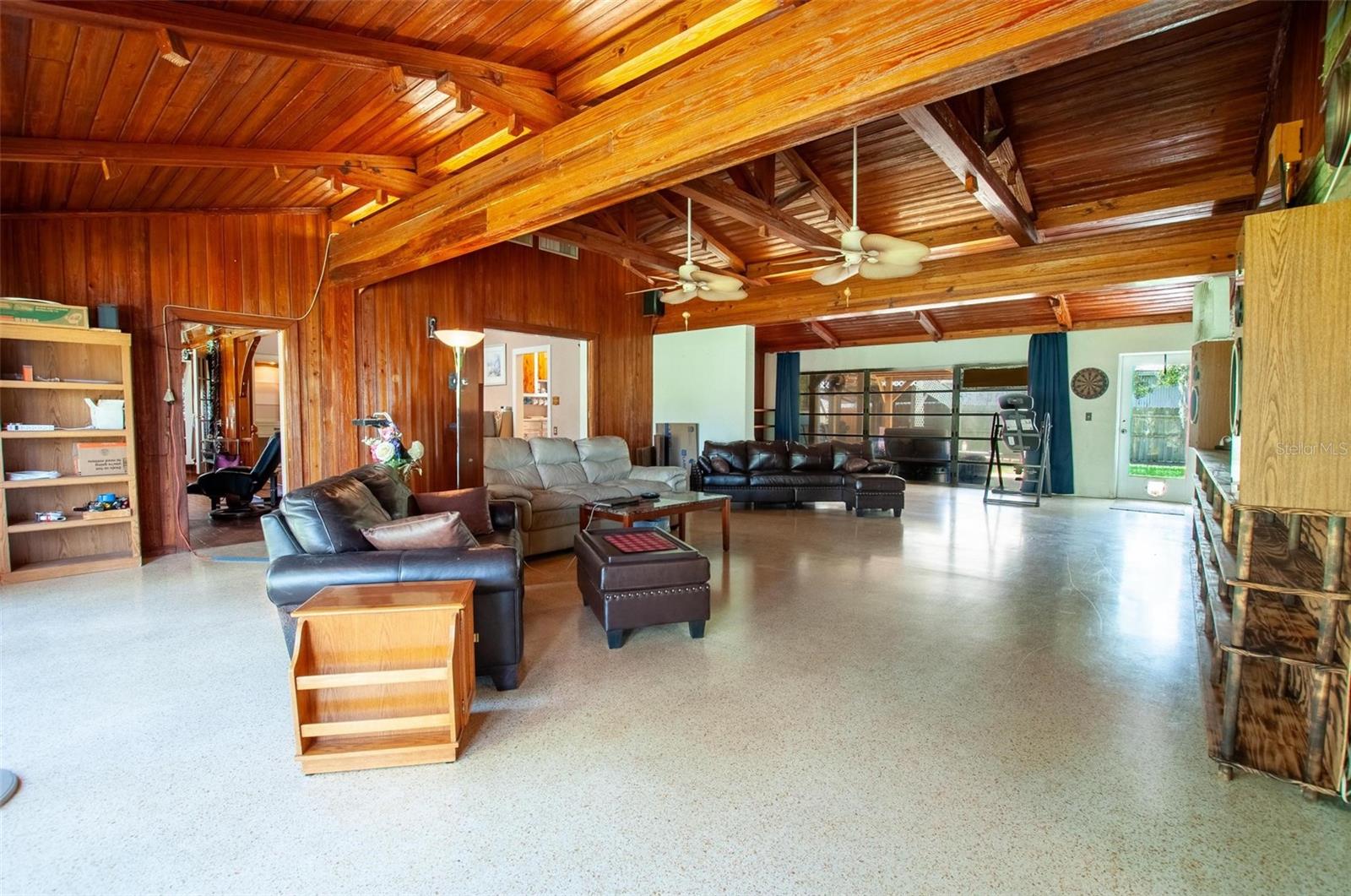 EVANGELINE TERRACE - Residential