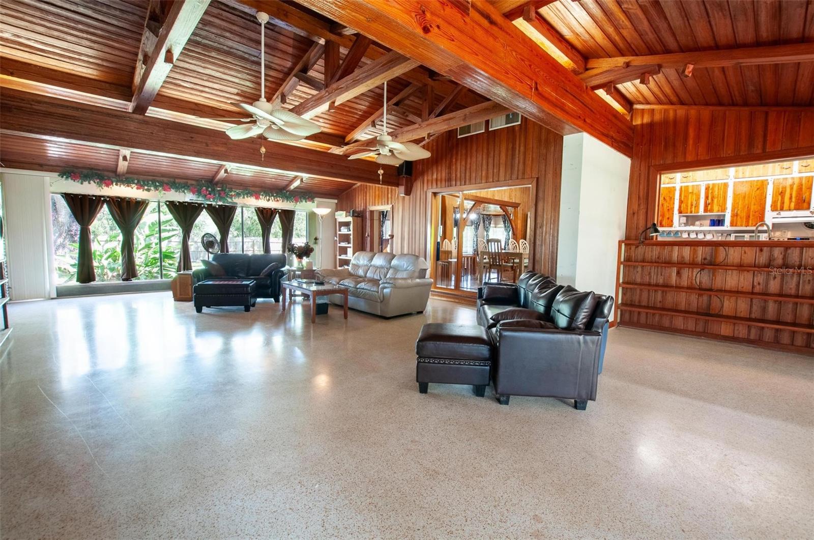 EVANGELINE TERRACE - Residential