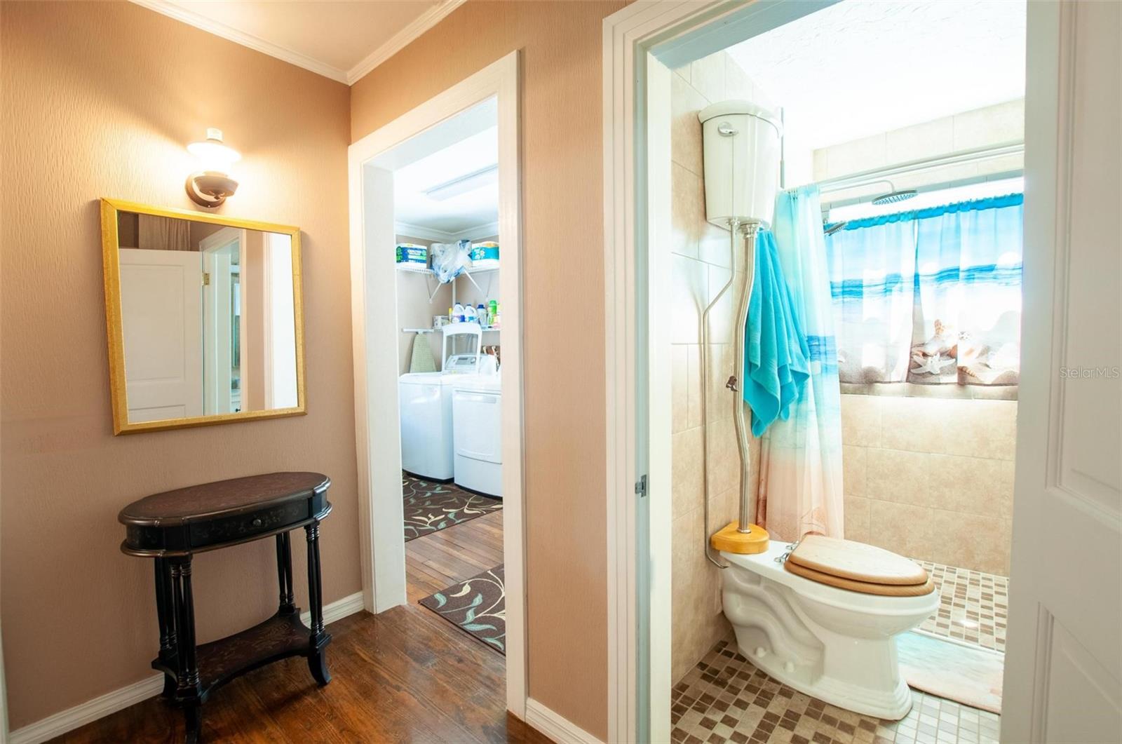 EVANGELINE TERRACE - Residential