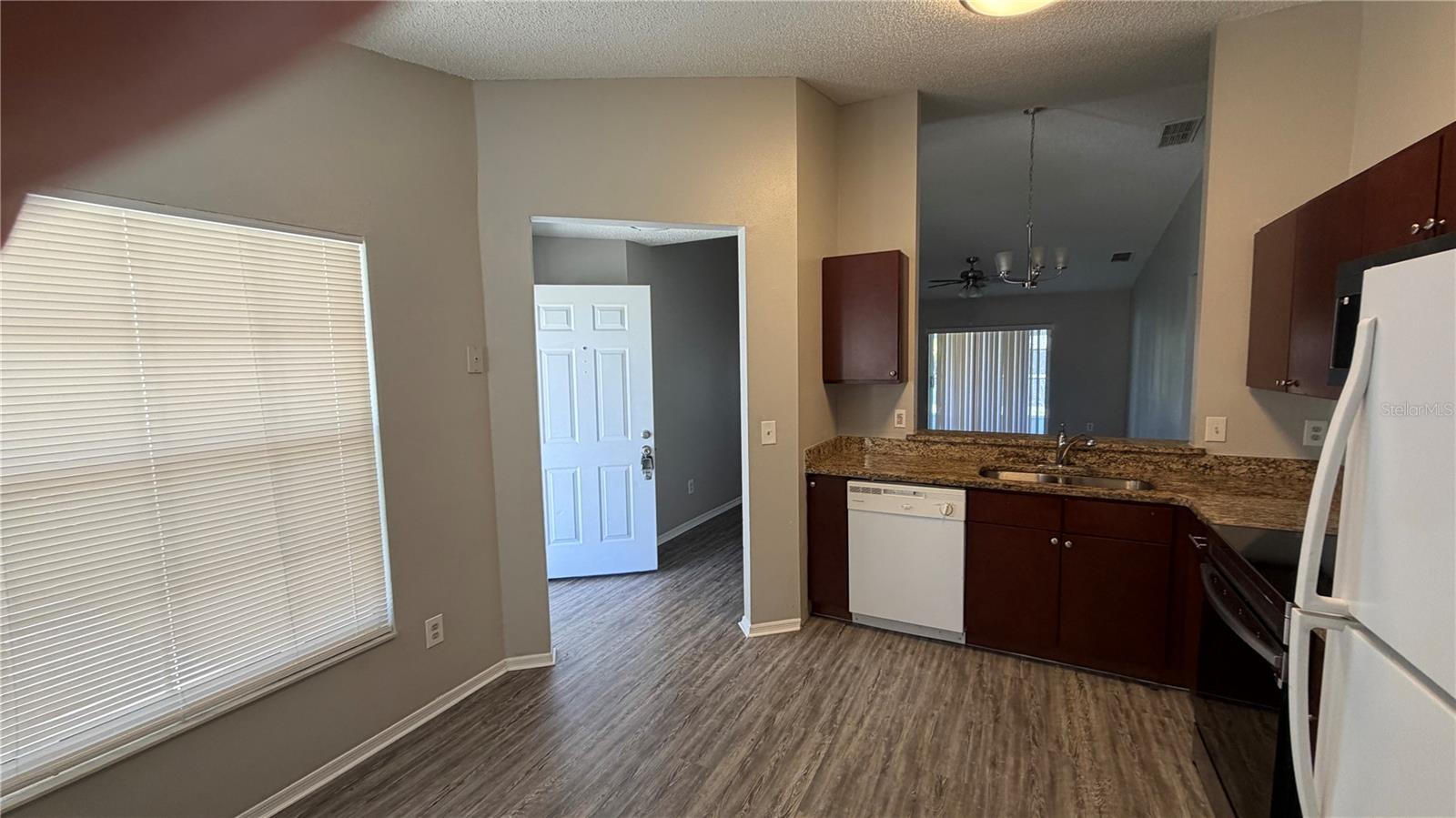 INDIAN POINT PH 1 - Residential Lease