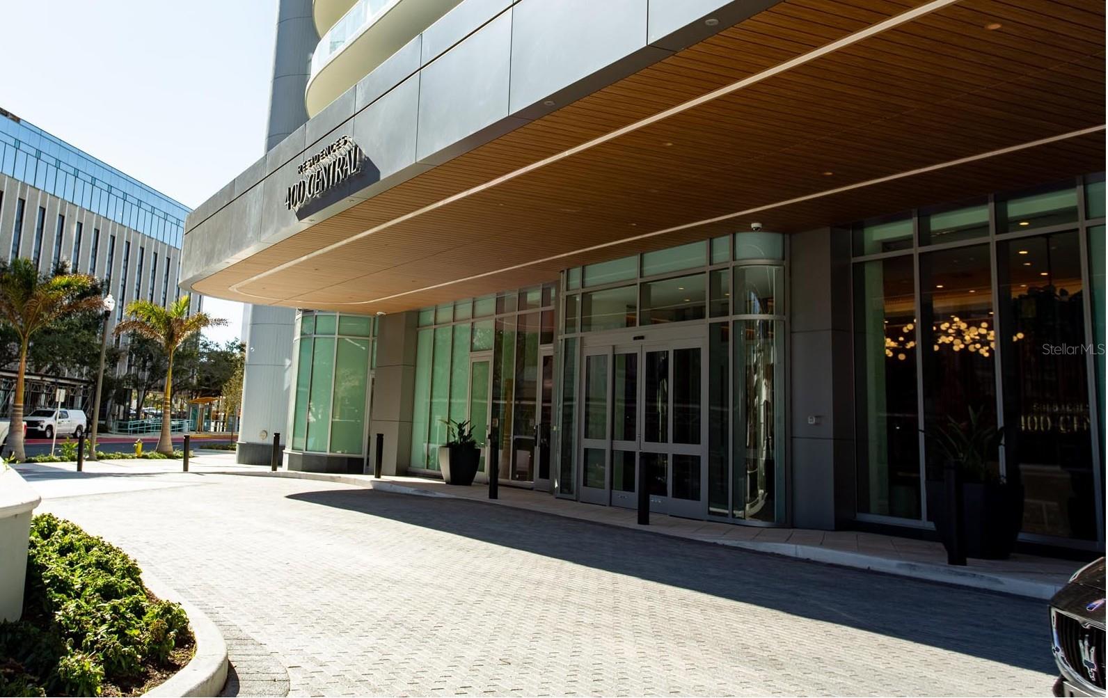 400 CENTRAL AVENUE 1008