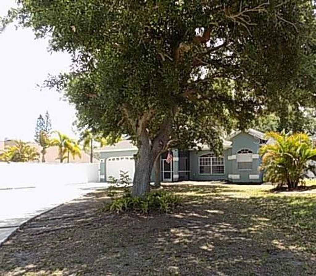 Photo of 2357 Appaloosa Circle, Sarasota, FL 34240 (MLS # A4691947)