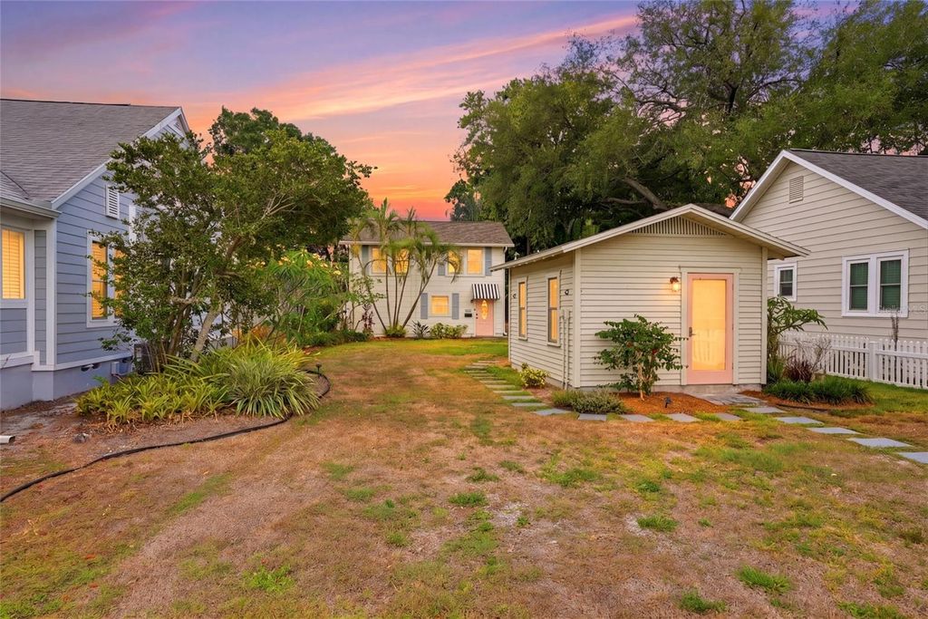 Photo of 2244 8th Avenue N, St Petersburg, FL 33713 (MLS # TB8495303)