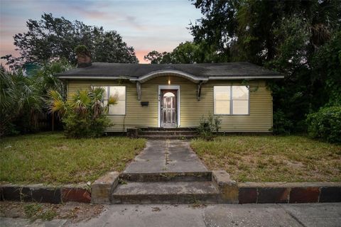 A home in TAMPA