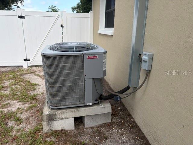 GULF BREEZE ACRES REP - Residential