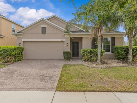 Photo of 12121 Homestead Park Lane, Orlando, FL 32824 (MLS # O6395980)