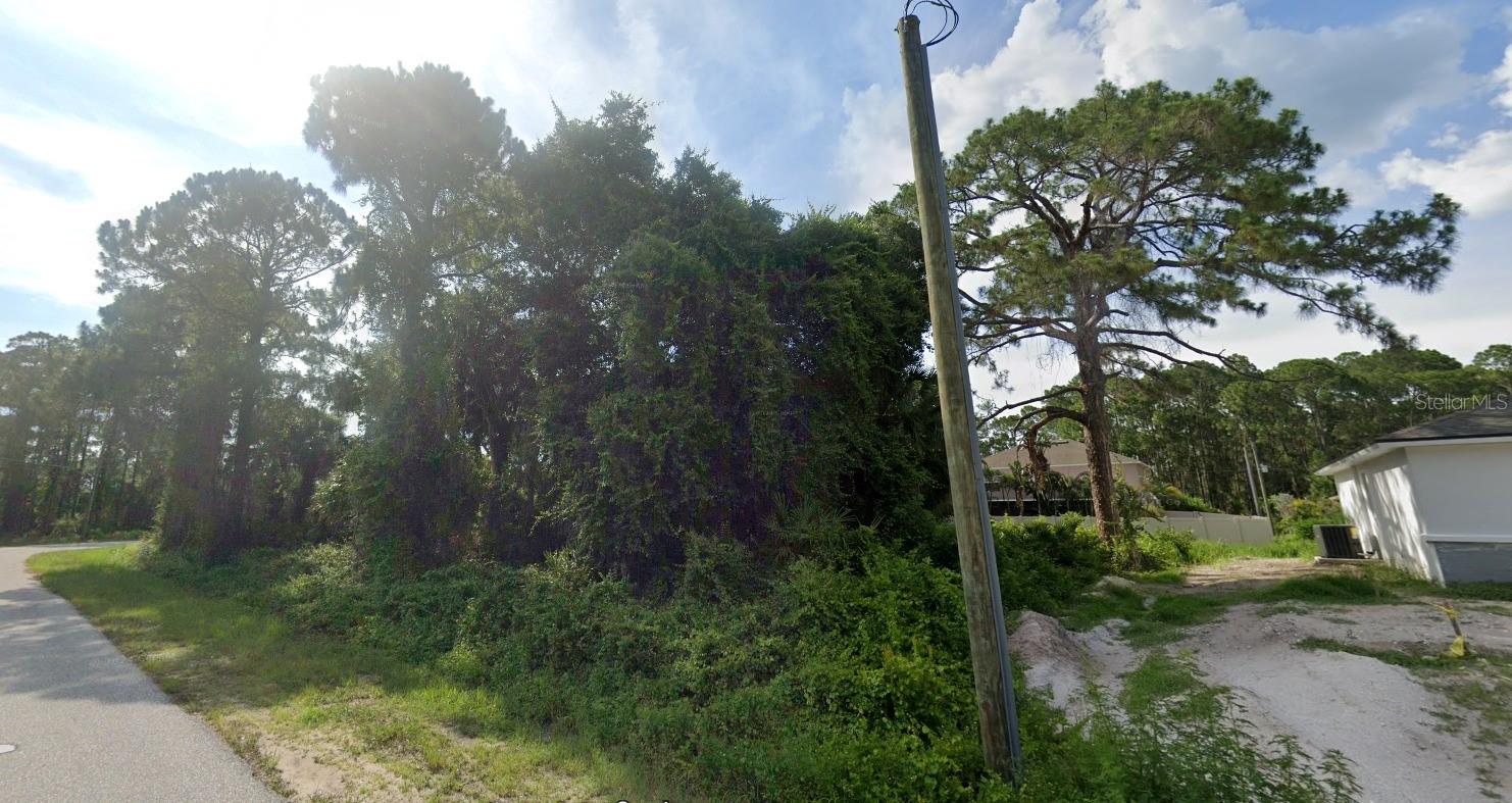 PORT CHARLOTTE SUB 33 - Land