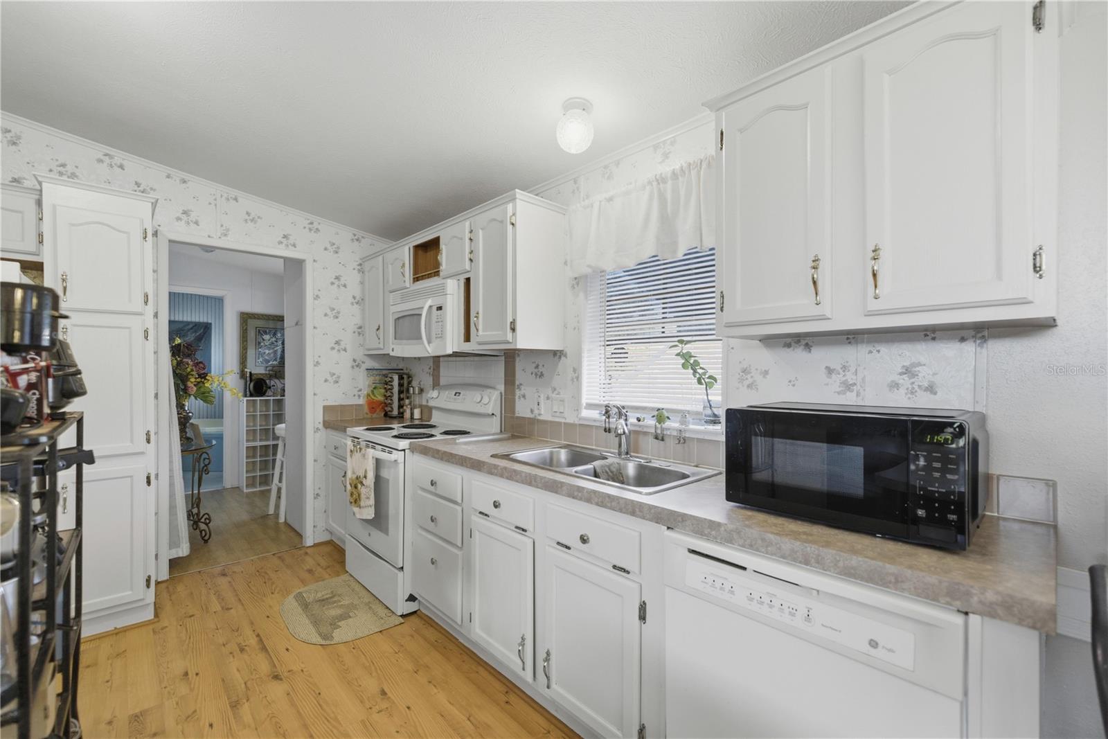 OAKLAND HILLS SUB - Residential