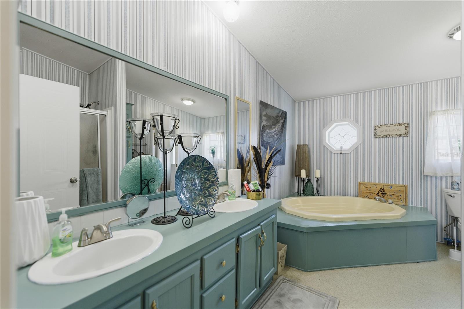 OAKLAND HILLS SUB - Residential