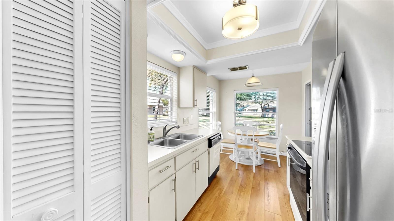 WEDGWOOD VILLAGE CONDO - Residential Lease