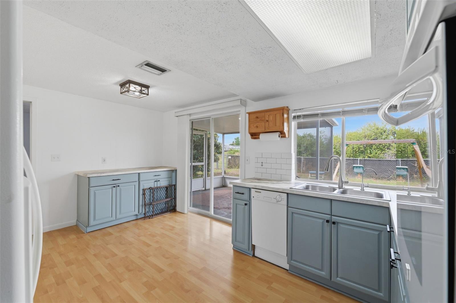 REGENCY PARK - Residential