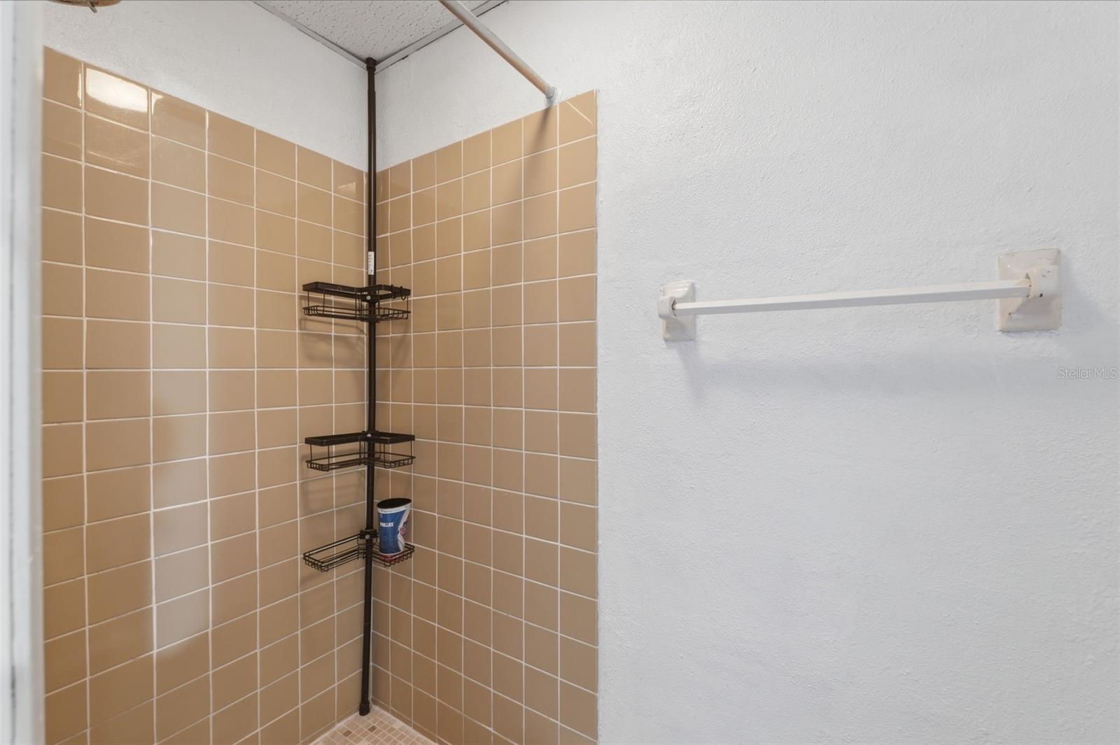 REGENCY PARK - Residential