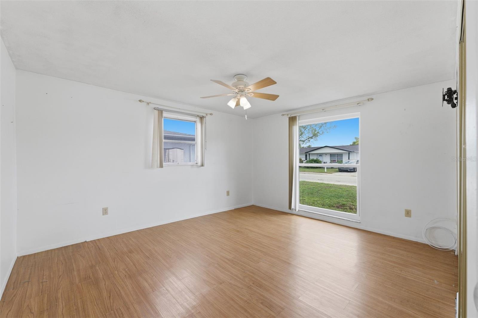 REGENCY PARK - Residential