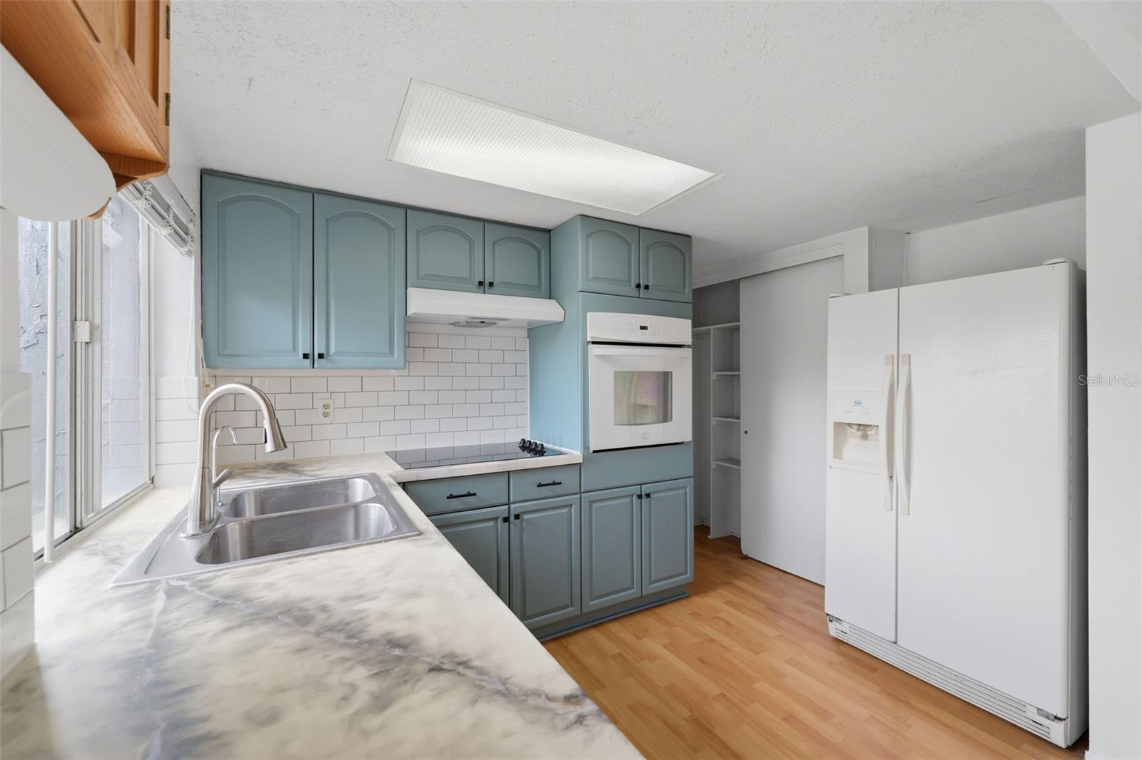 REGENCY PARK - Residential