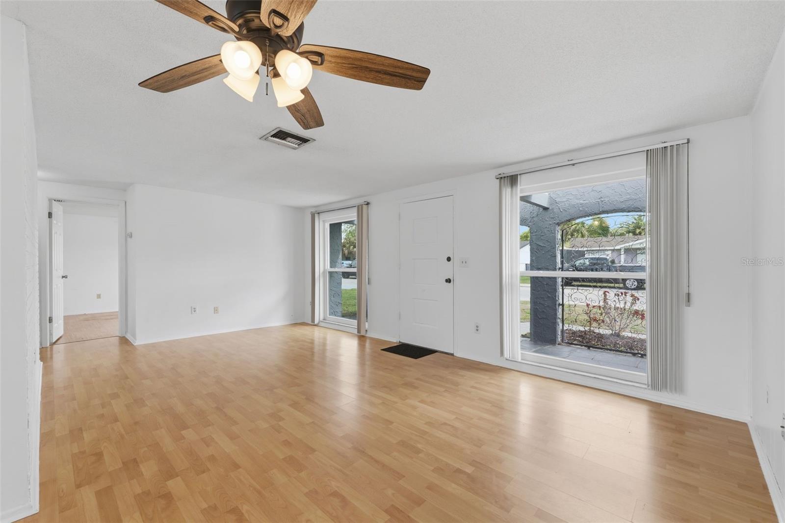 REGENCY PARK - Residential