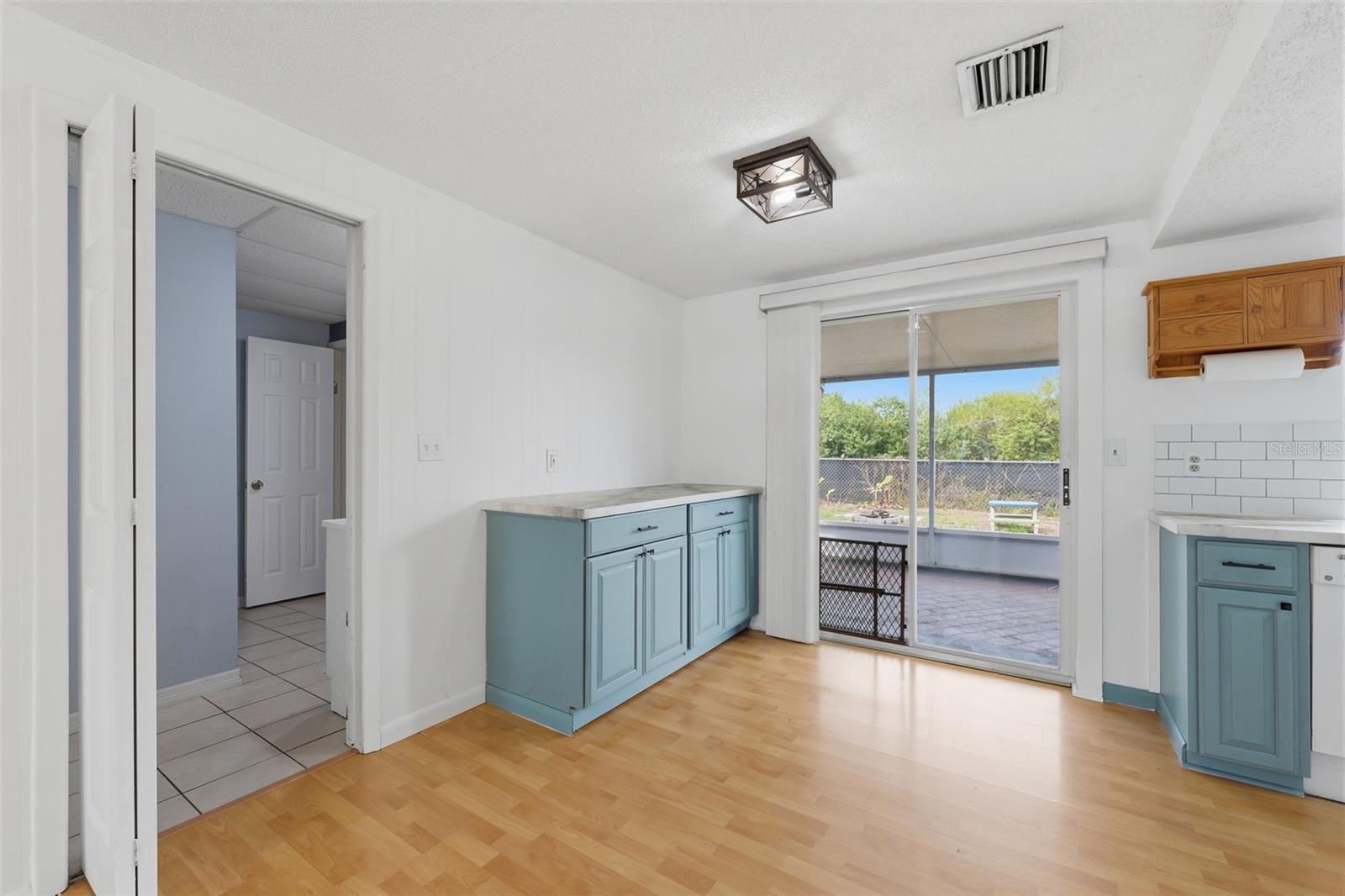 REGENCY PARK - Residential