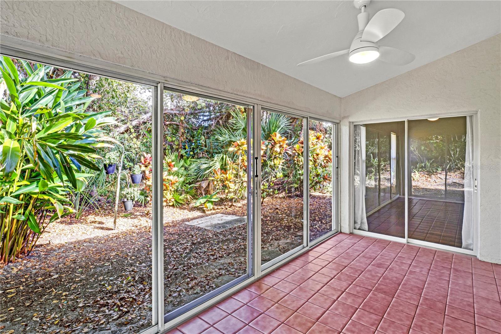 LONGWOOD VILLAS - Residential