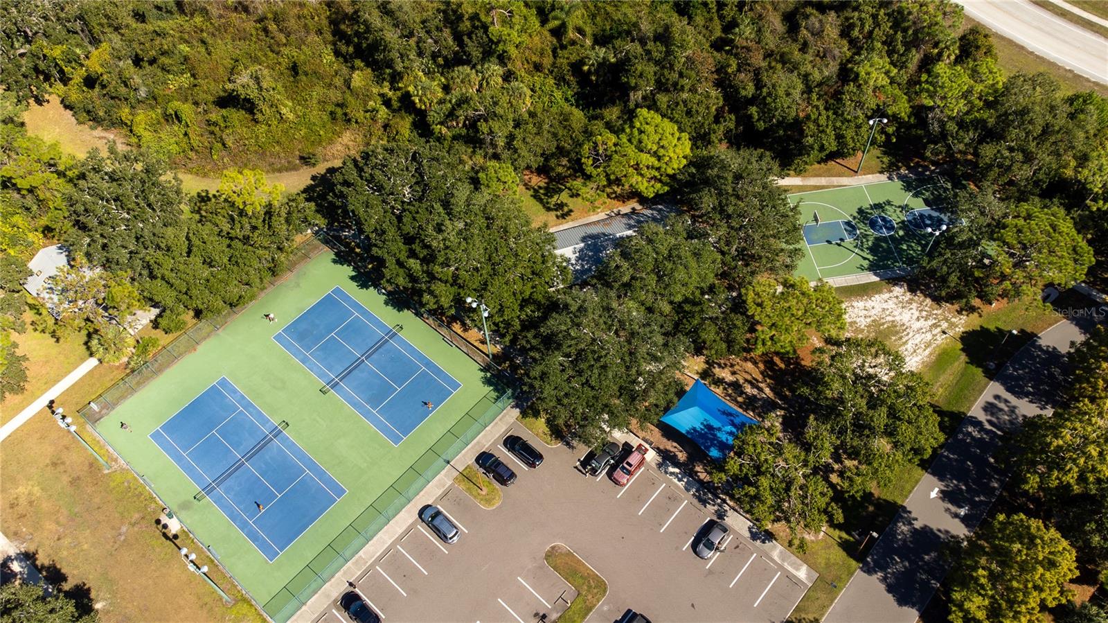 LONGWOOD VILLAS - Residential