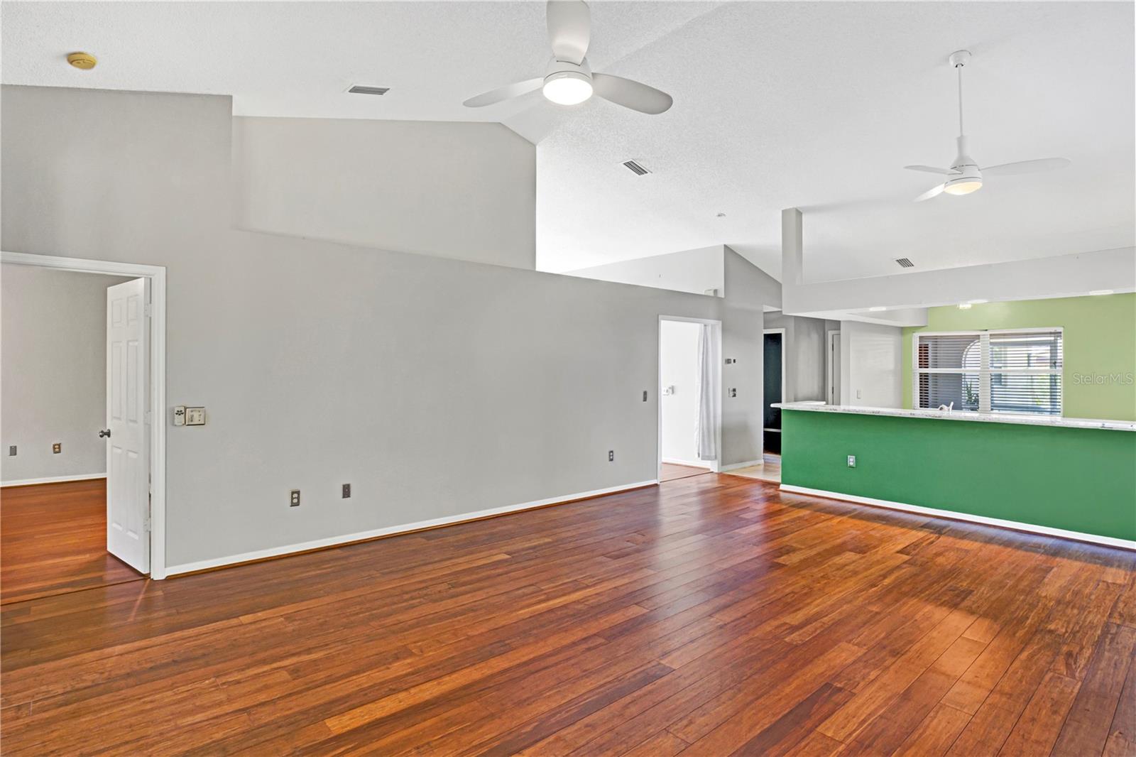 LONGWOOD VILLAS - Residential