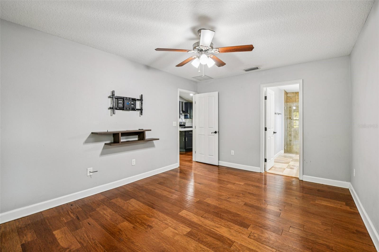 NORTH CHULUOTA - Residential