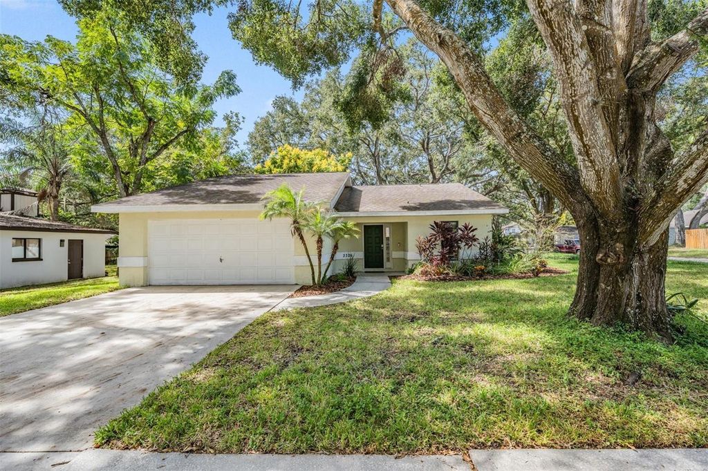 Photo of 2326 Forrest Crest Circle, Lutz, FL 33549 (MLS # TB8431059)
