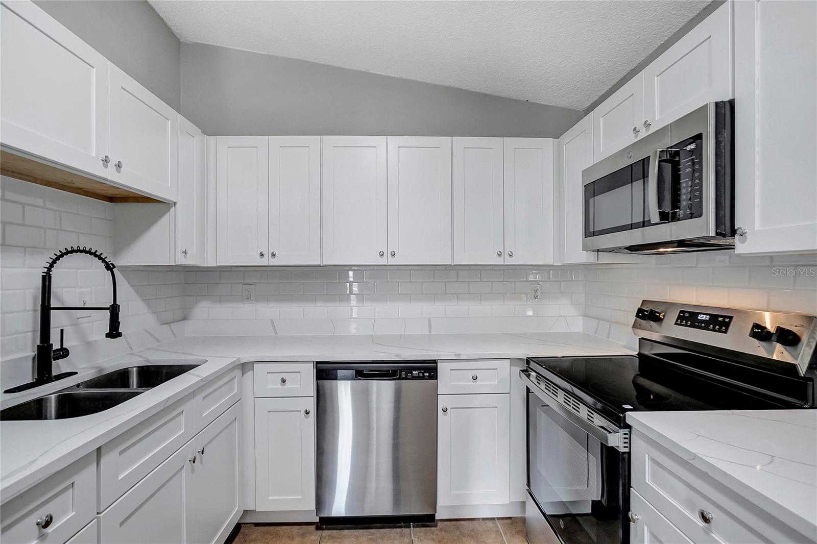 SUBDIVISION OF TRACTS 15 & 1 - Residential