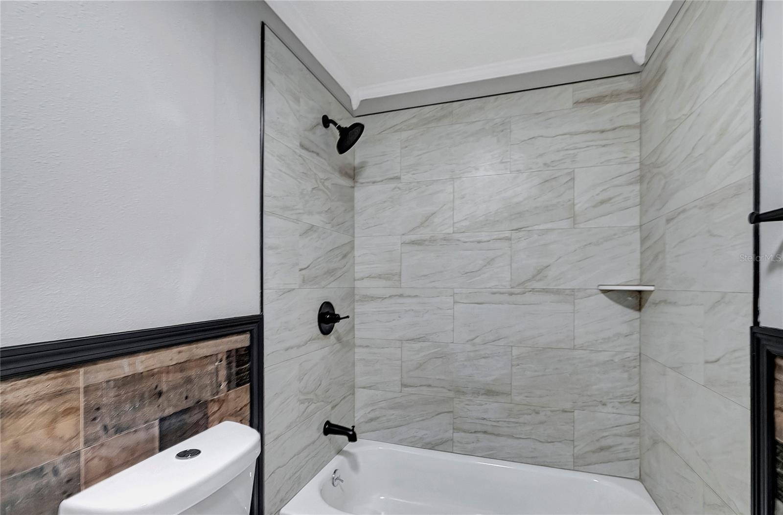 SUBDIVISION OF TRACTS 15 & 1 - Residential