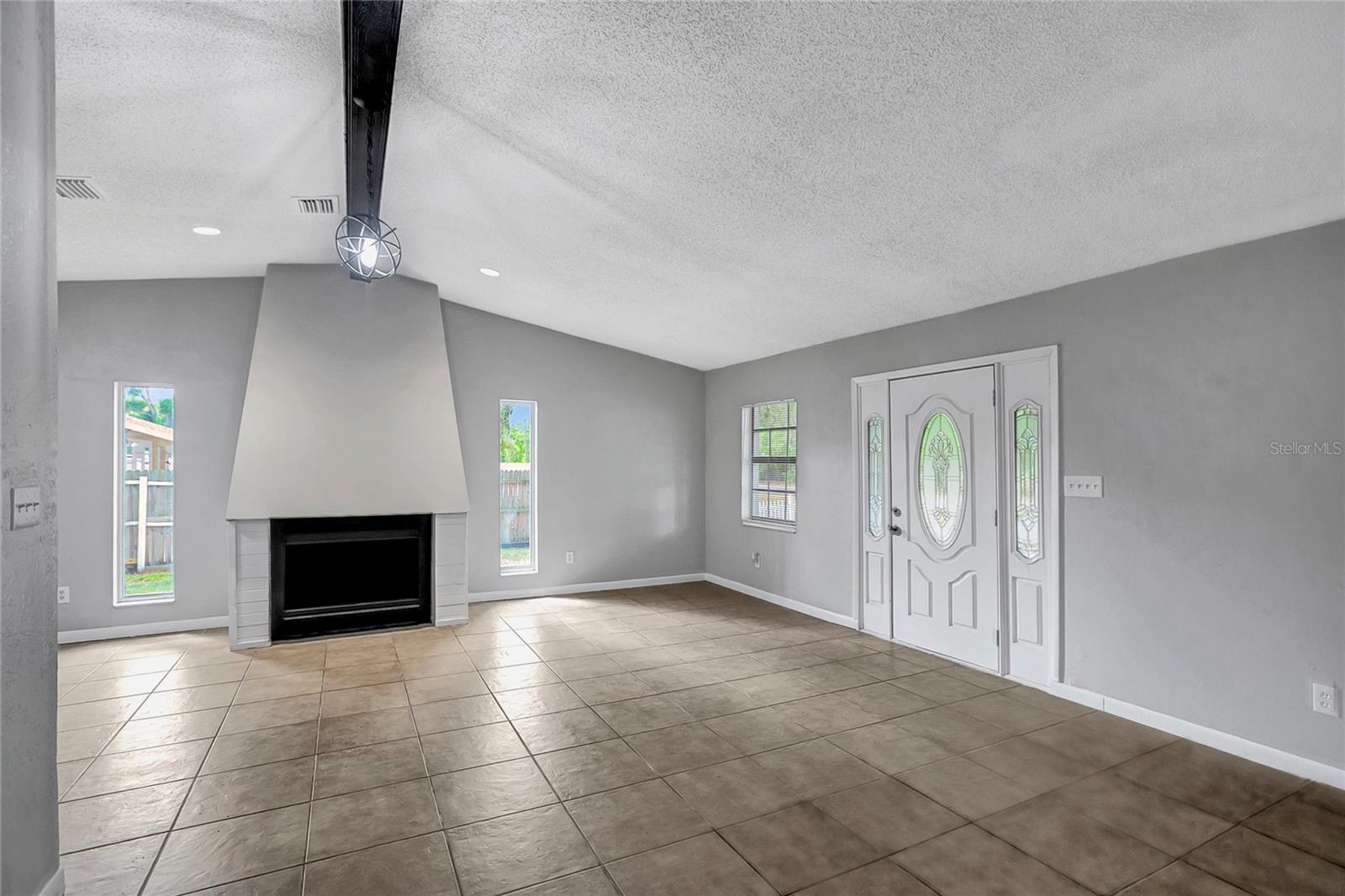 SUBDIVISION OF TRACTS 15 & 1 - Residential