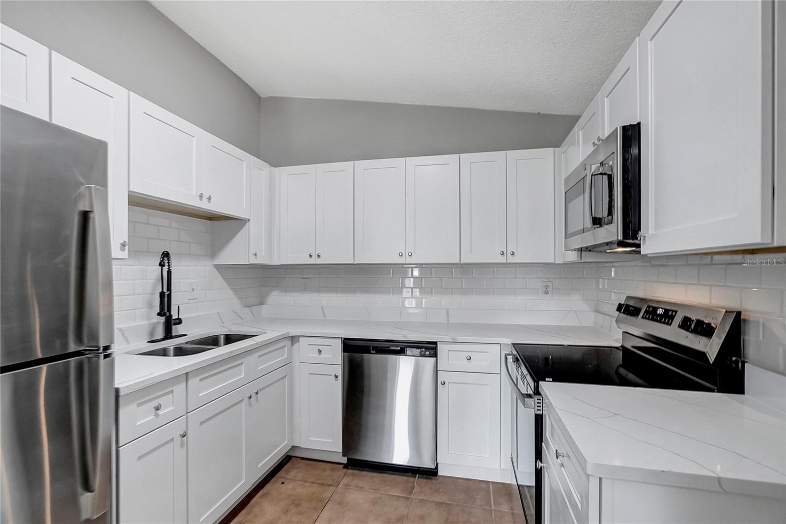 SUBDIVISION OF TRACTS 15 & 1 - Residential