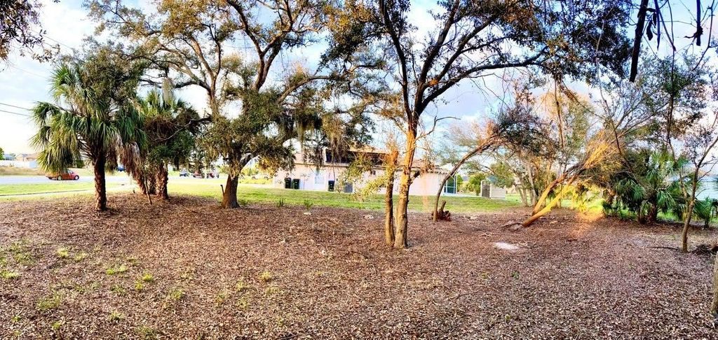 Photo of 27 S Biscayne Drive, North Port, FL 34287 (MLS # N6133726)