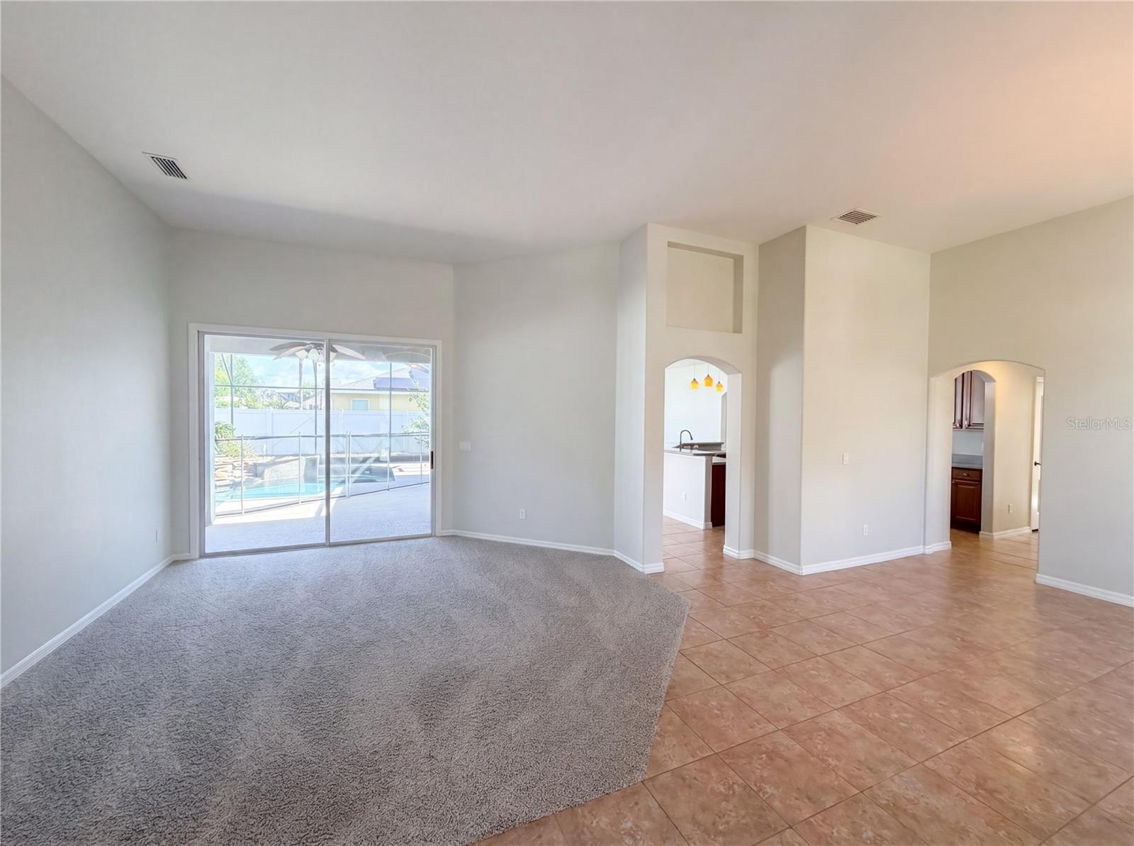 457 AMETHYST AVENUE