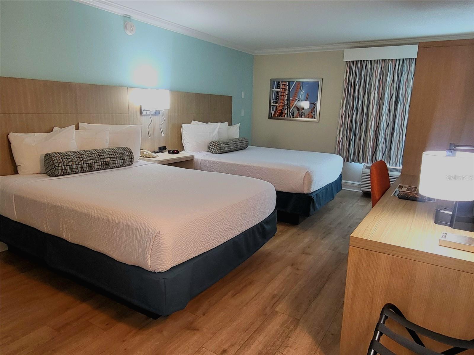 MERIDIAN PALMS COMM CONDO - Residential