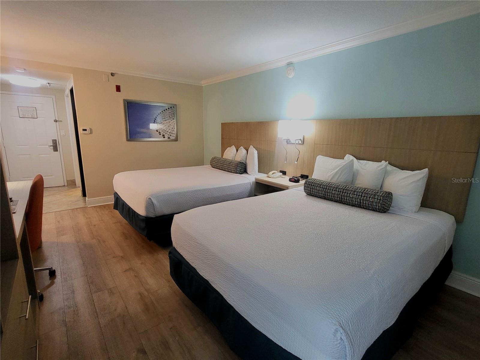 MERIDIAN PALMS COMM CONDO - Residential