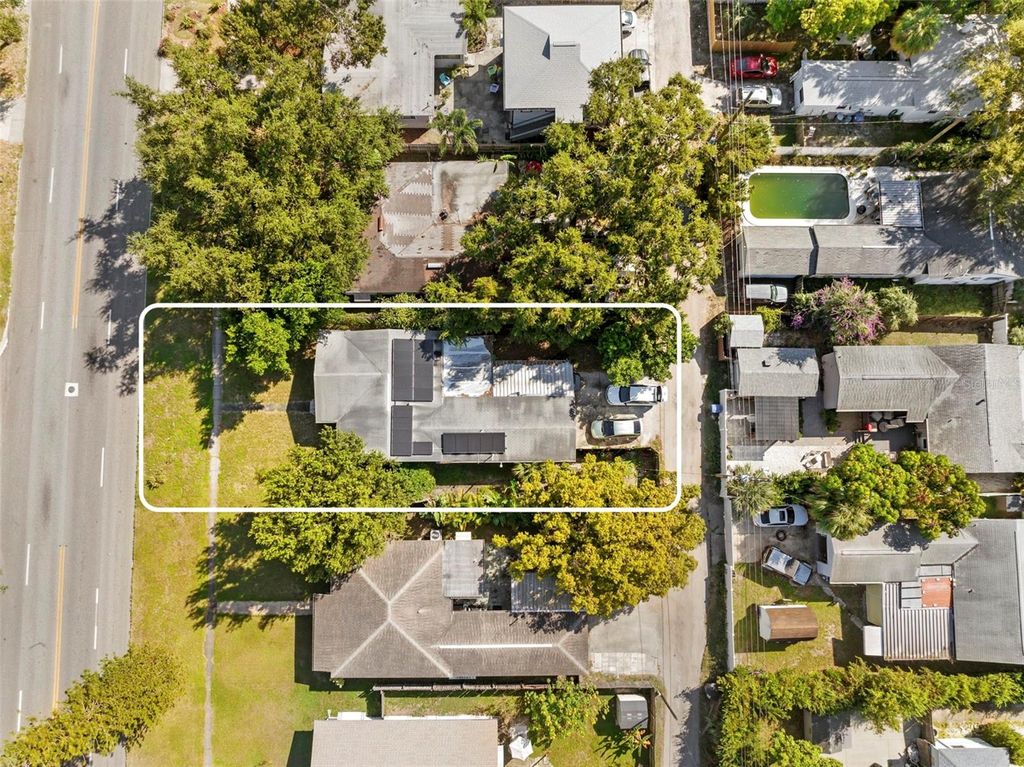 Photo of 3468 9th Avenue N, St Petersburg, FL 33713 (MLS # TB8439840)