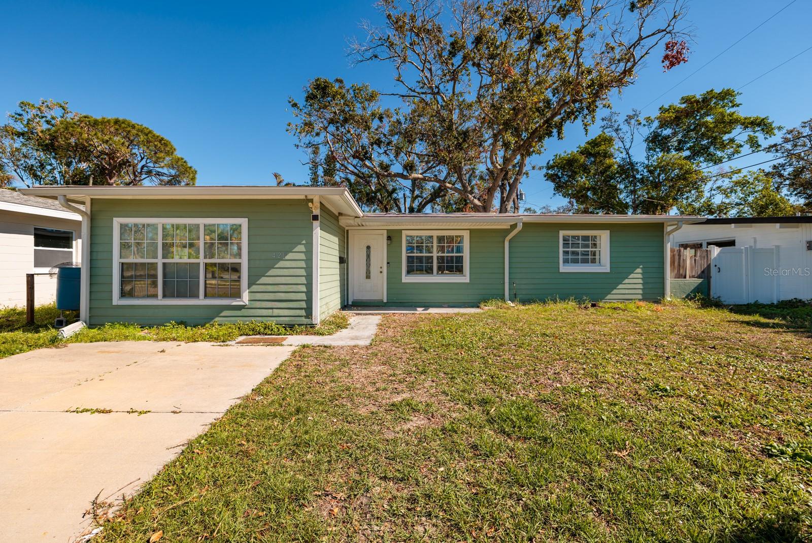 4211 SHORE ACRES BOULEVARD NE