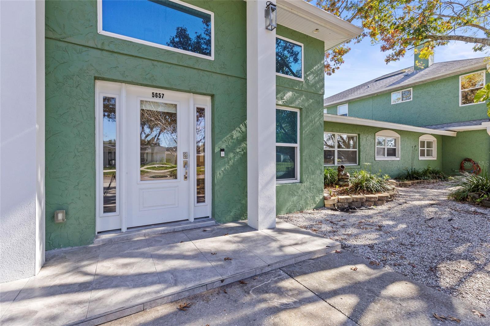 5657 OCEANIC ROAD