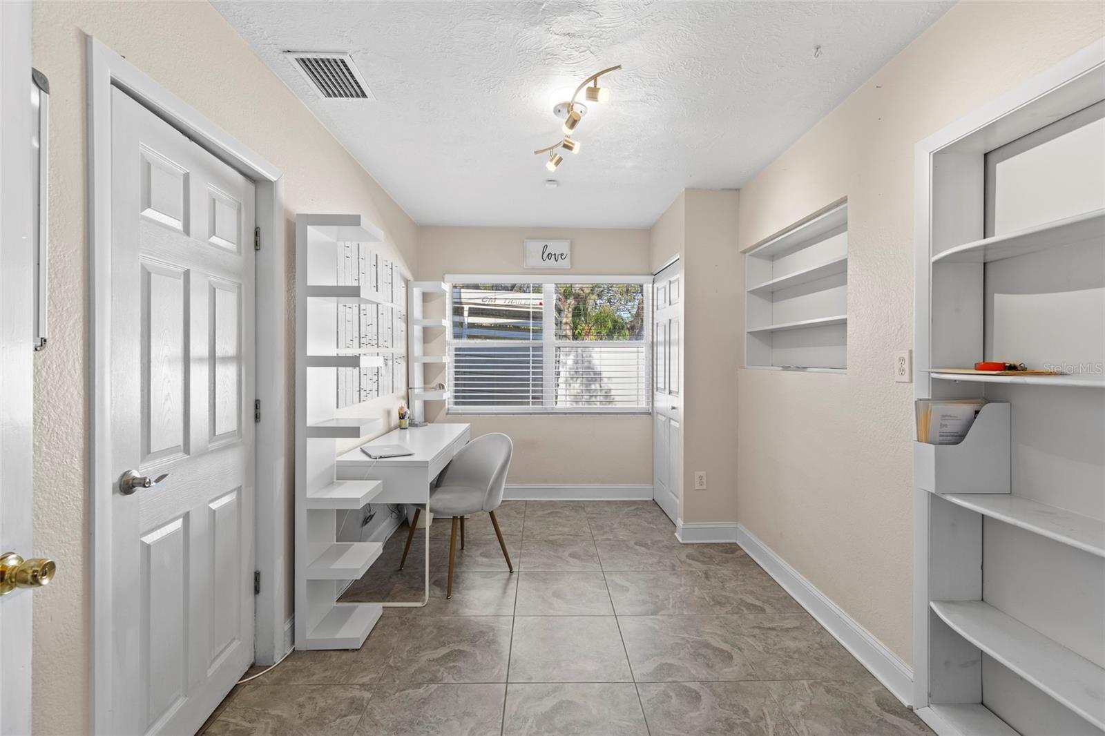 DODGE CITY FIRST ADD - Residential